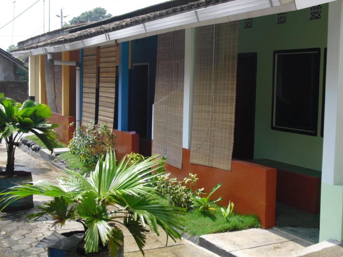 Hotel Dirgantara Parakan  Exterior foto